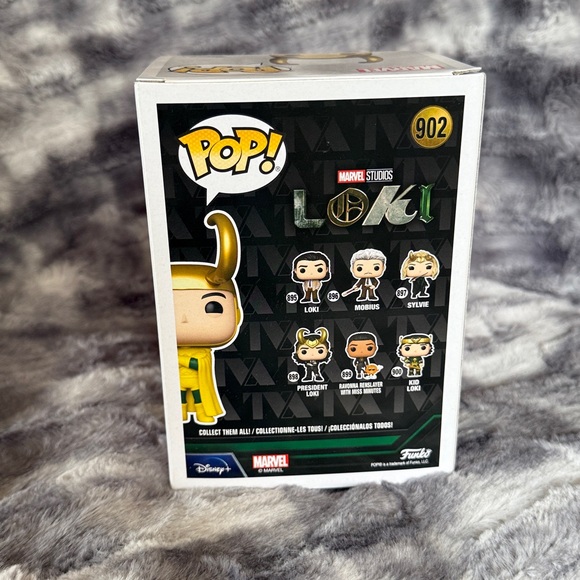 Funko Pop Classic Loki in Gold and Green - Picture 4 of 6